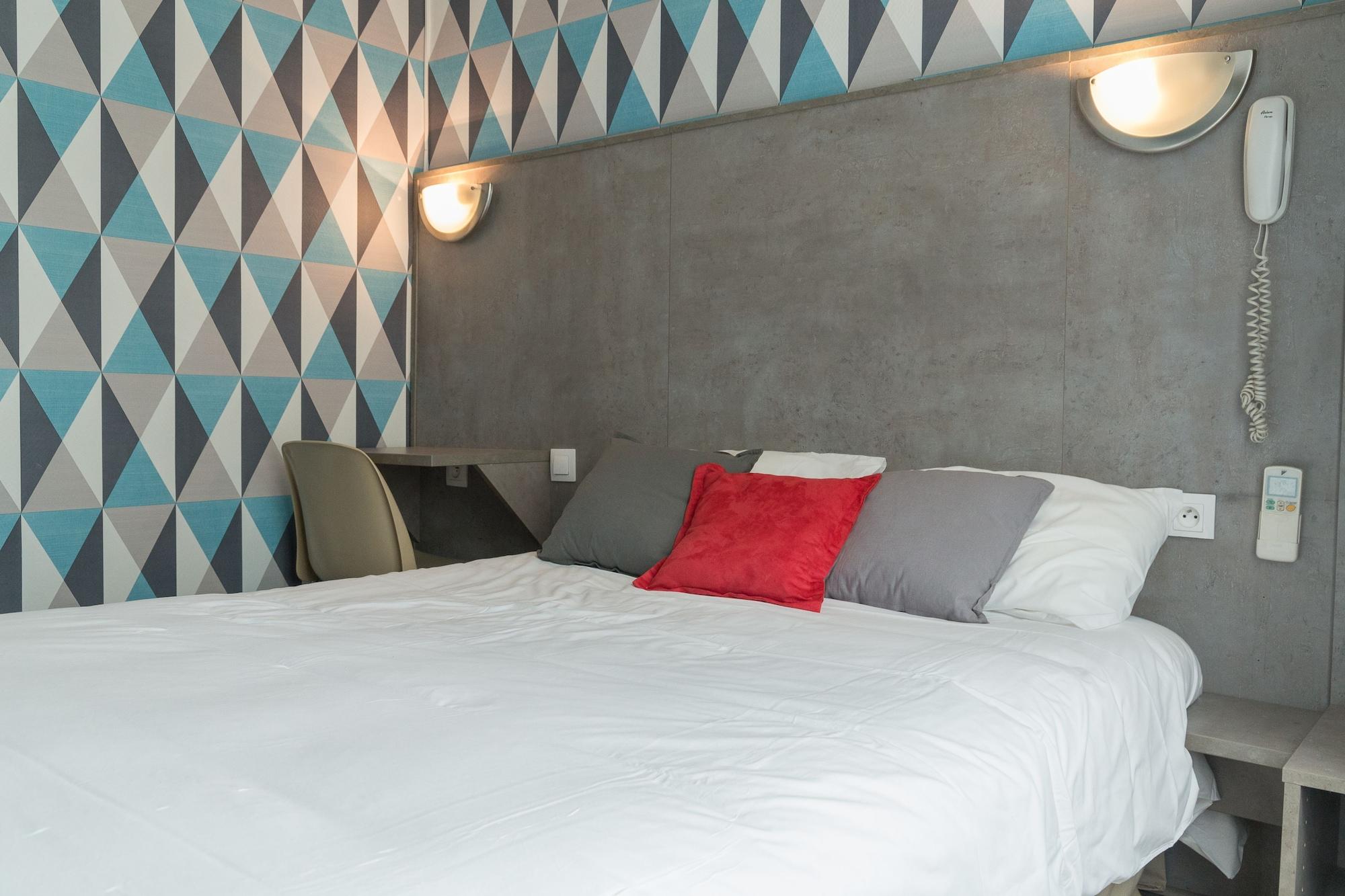 Panam Hotel Paris Gambetta- Place Gambetta-Mairie Du 20 Emme المظهر الخارجي الصورة