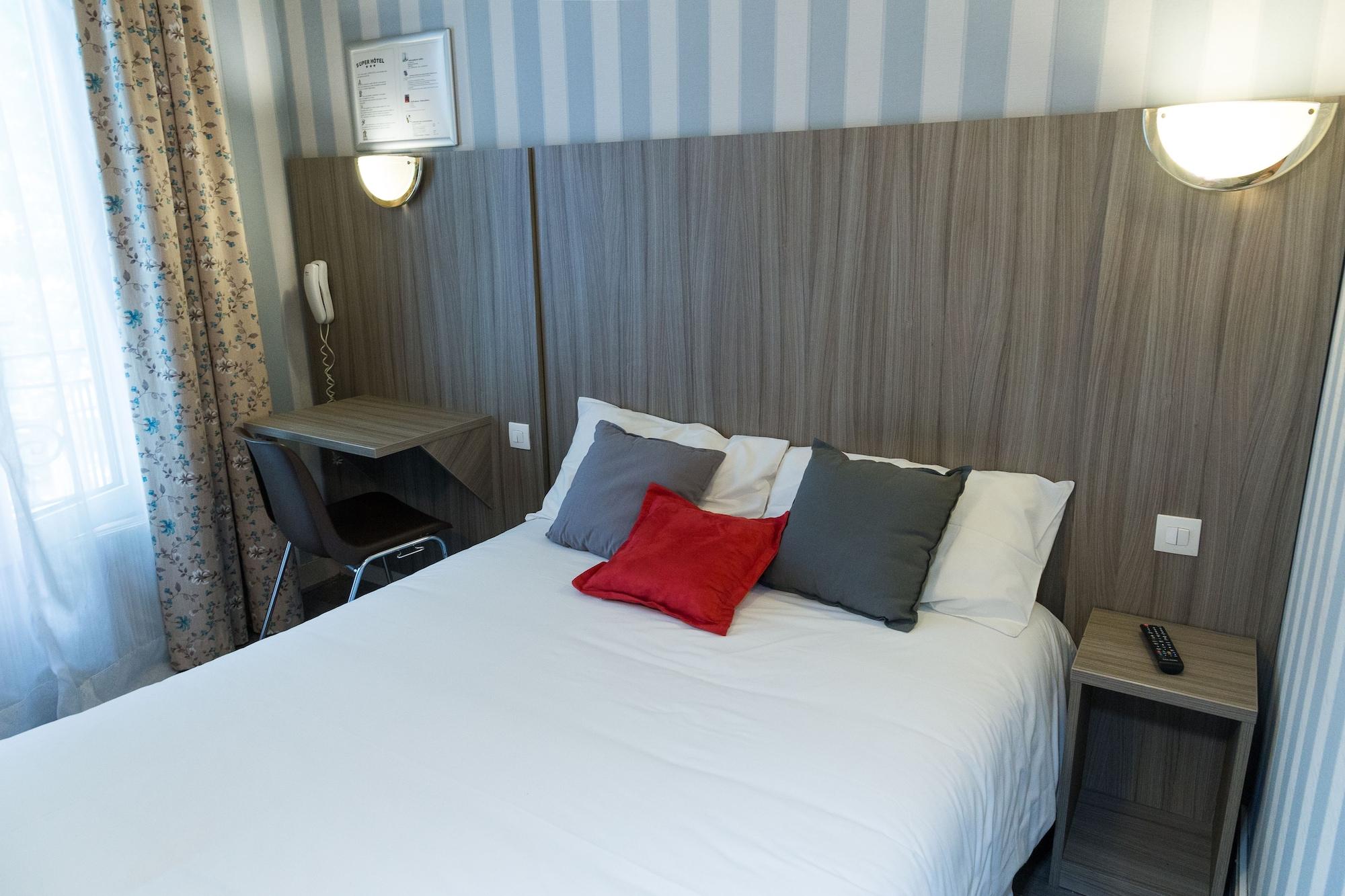 Panam Hotel Paris Gambetta- Place Gambetta-Mairie Du 20 Emme المظهر الخارجي الصورة