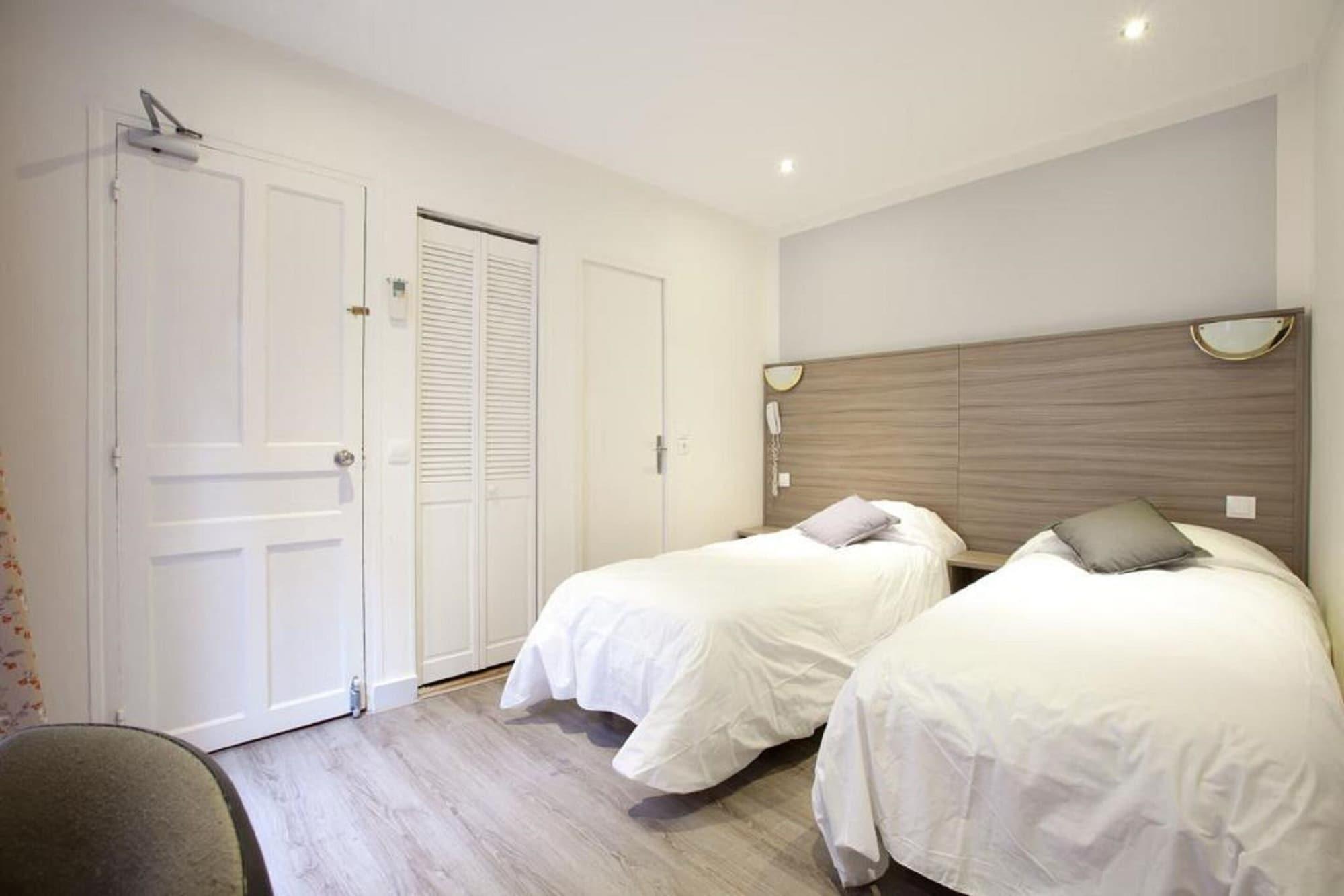 Panam Hotel Paris Gambetta- Place Gambetta-Mairie Du 20 Emme المظهر الخارجي الصورة