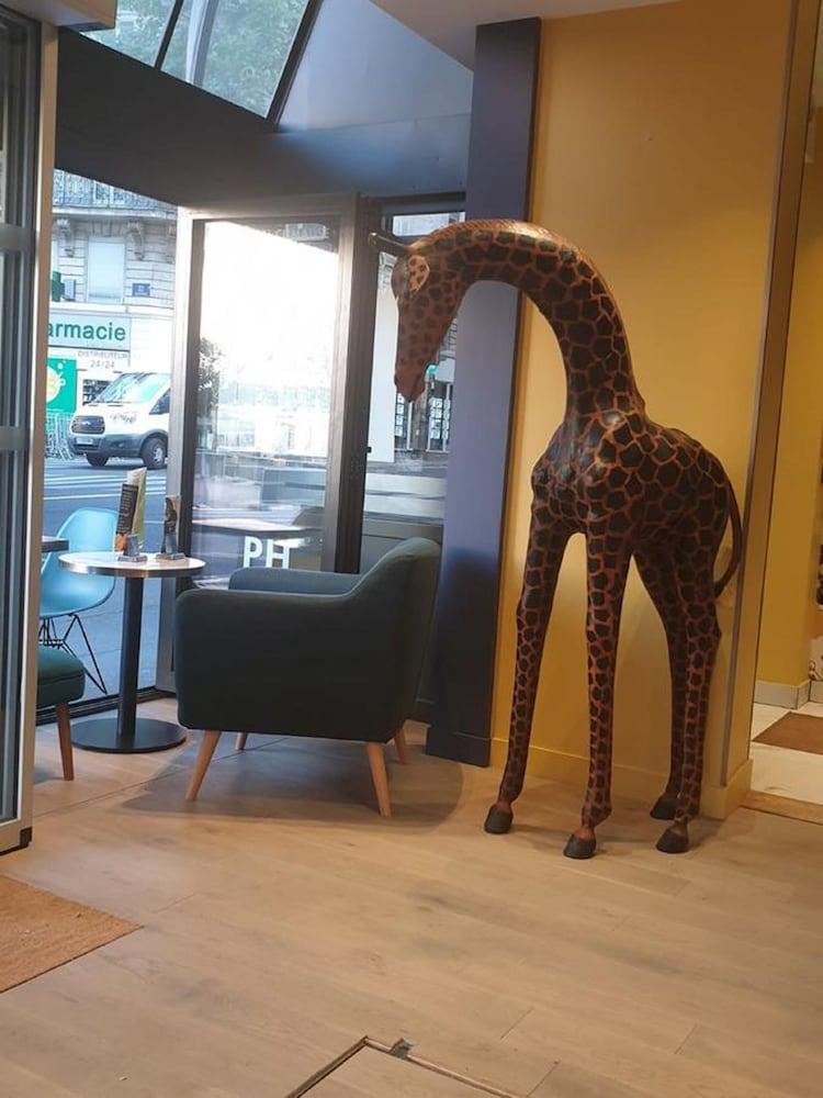 Panam Hotel Paris Gambetta- Place Gambetta-Mairie Du 20 Emme المظهر الخارجي الصورة