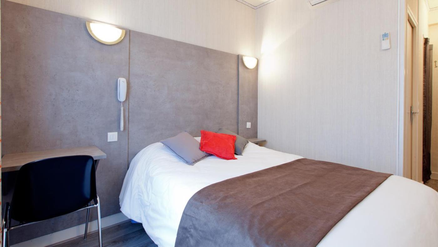 Panam Hotel Paris Gambetta- Place Gambetta-Mairie Du 20 Emme المظهر الخارجي الصورة