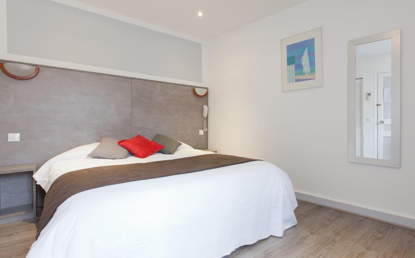 Panam Hotel Paris Gambetta- Place Gambetta-Mairie Du 20 Emme المظهر الخارجي الصورة