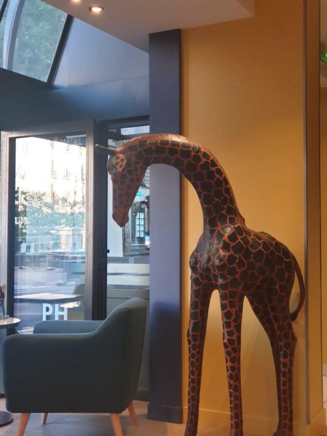 Panam Hotel Paris Gambetta- Place Gambetta-Mairie Du 20 Emme المظهر الخارجي الصورة